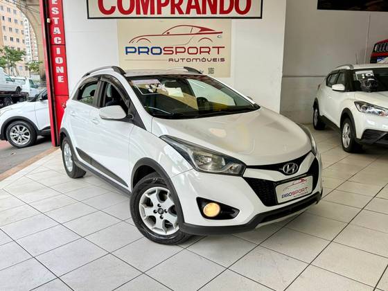 HYUNDAI HB20X 1.6 16V STYLE FLEX 4P AUTOMÁTICO HYUNDAI HB20X 1.6 16V STYLE FLEX 4P AUTOMÁTICO
